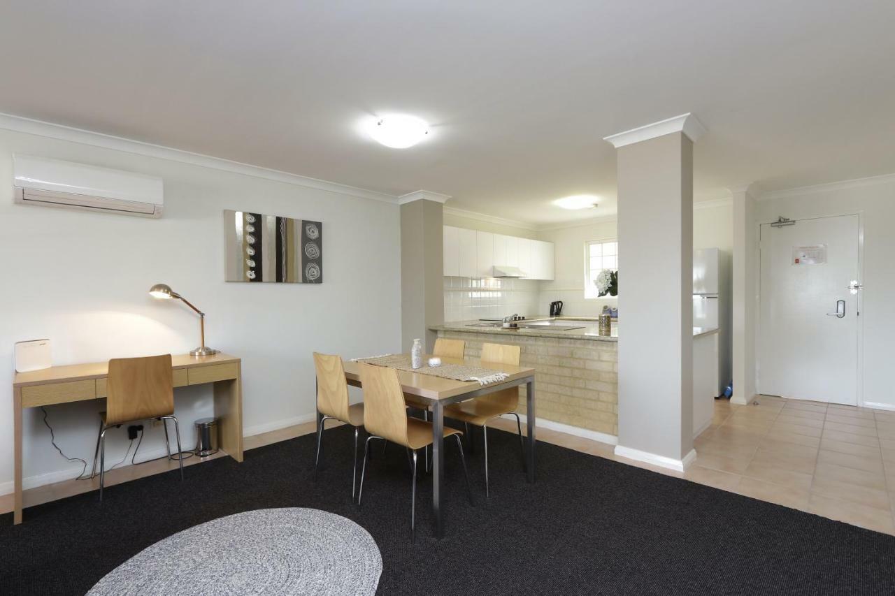 Hillarys Marina Apartment Perth Eksteriør bilde