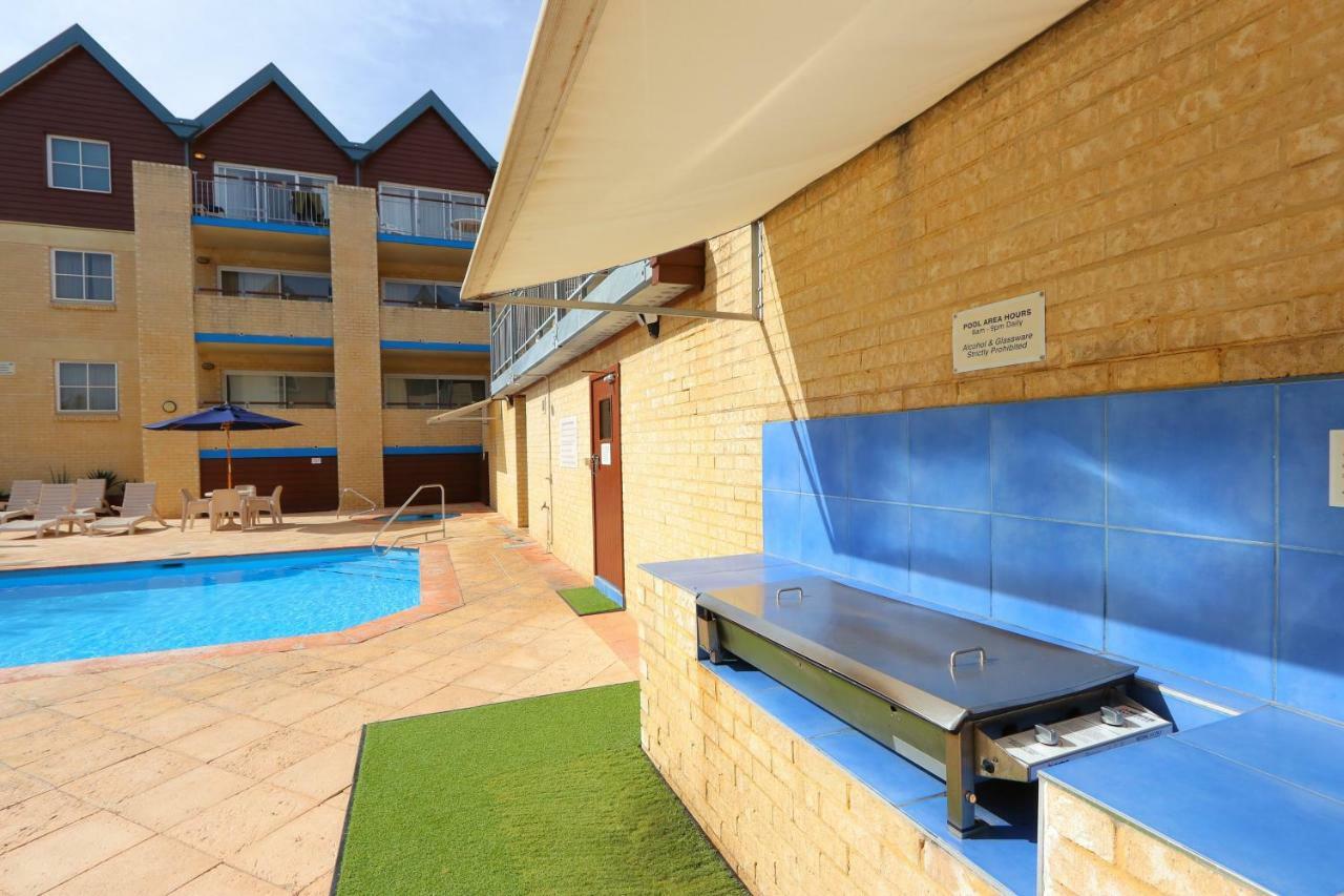 Hillarys Marina Apartment Perth Eksteriør bilde